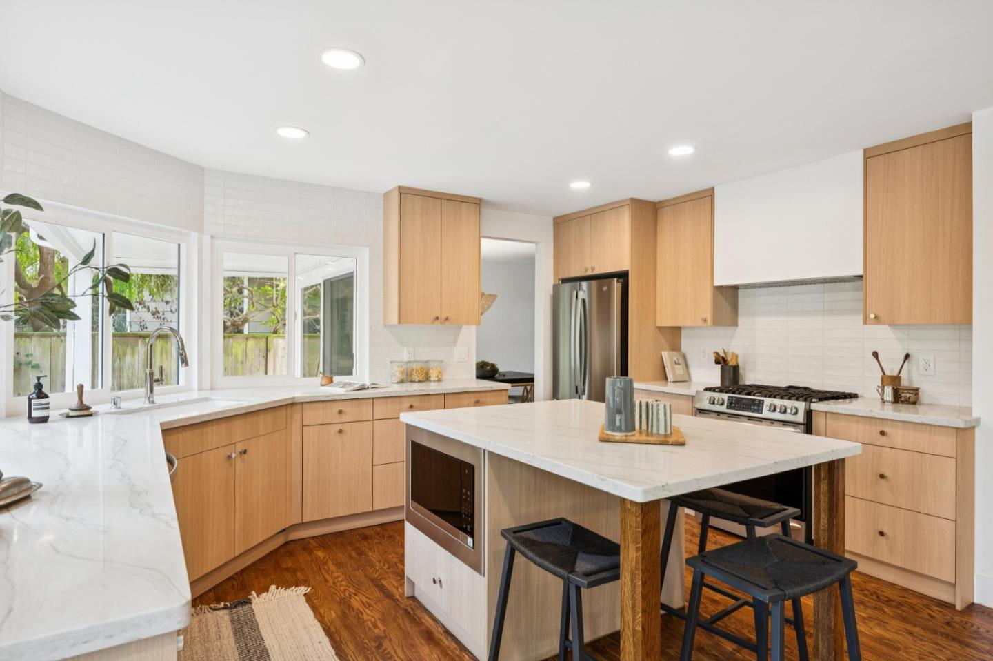 Detail Gallery Image 23 of 47 For 728 Le Mans Way, Half Moon Bay,  CA 94019 - 4 Beds | 3 Baths