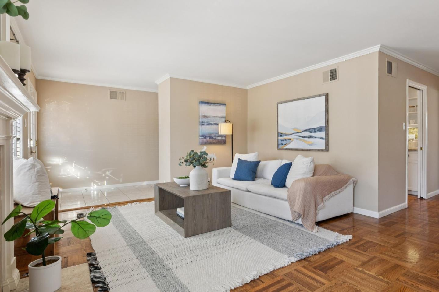 Detail Gallery Image 11 of 42 For 2981 Crestmoor Dr, San Bruno,  CA 94066 - 3 Beds | 2 Baths