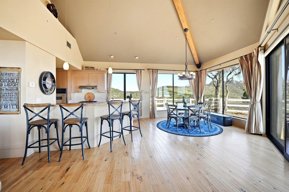 Detail Gallery Image 10 of 48 For 31251 Highway 146, Soledad,  CA 93960 - 3 Beds | 2/1 Baths