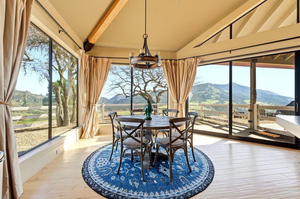 Detail Gallery Image 12 of 48 For 31251 Highway 146, Soledad,  CA 93960 - 3 Beds | 2/1 Baths