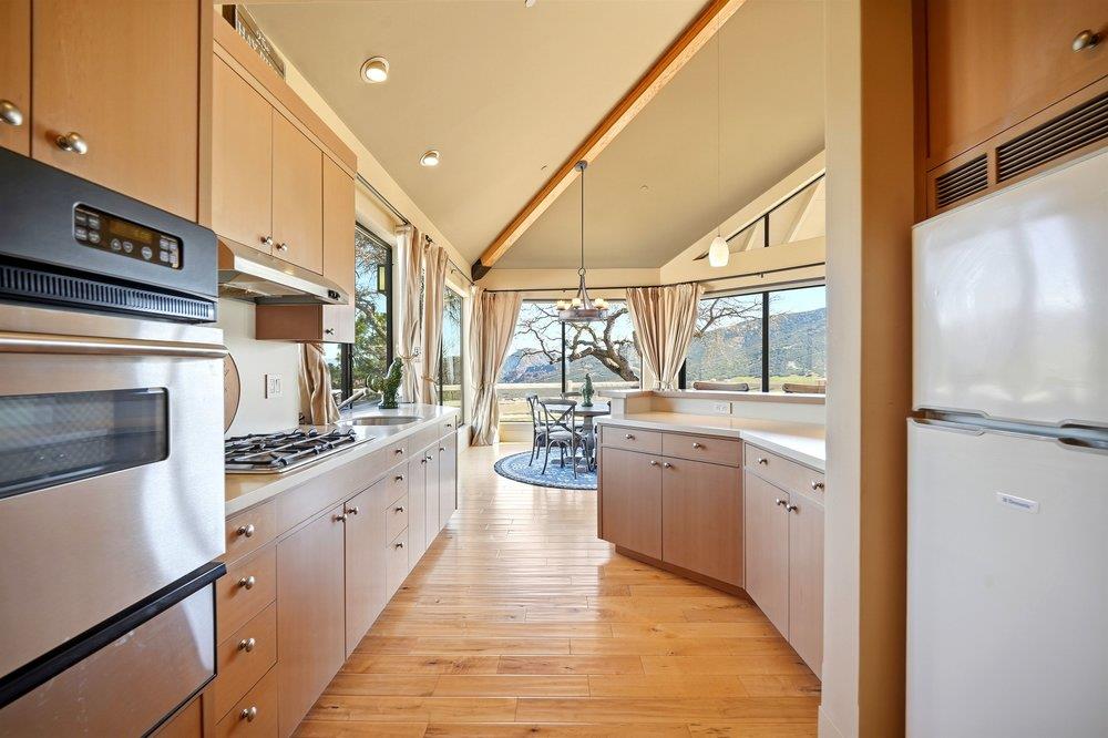 Detail Gallery Image 15 of 48 For 31251 Highway 146, Soledad,  CA 93960 - 3 Beds | 2/1 Baths