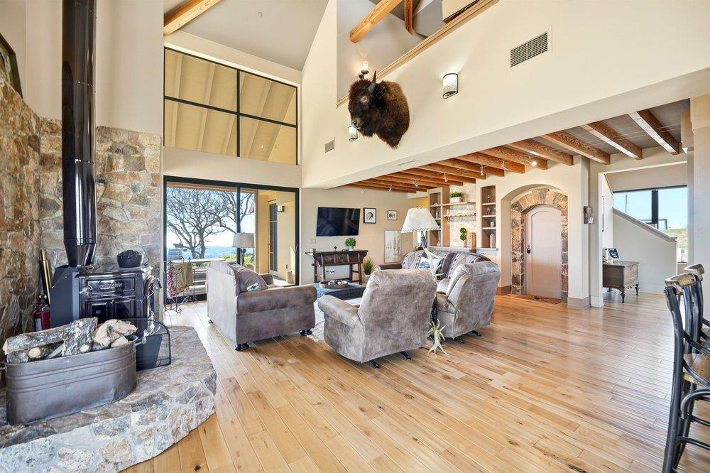 Detail Gallery Image 9 of 48 For 31251 Highway 146, Soledad,  CA 93960 - 3 Beds | 2/1 Baths