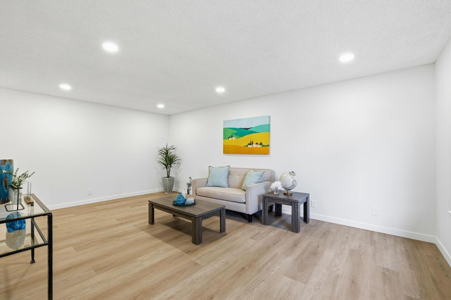 Detail Gallery Image 11 of 52 For 1579 Branham Ln, San Jose,  CA 95118 - – Beds | – Baths