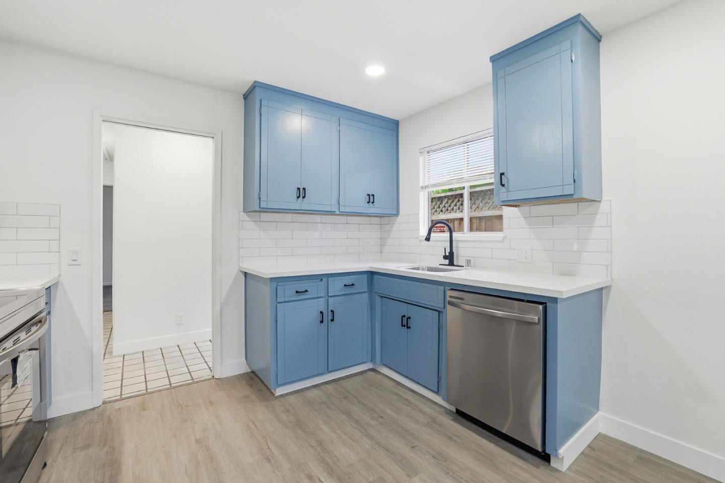 Detail Gallery Image 29 of 52 For 1579 Branham Ln, San Jose,  CA 95118 - – Beds | – Baths