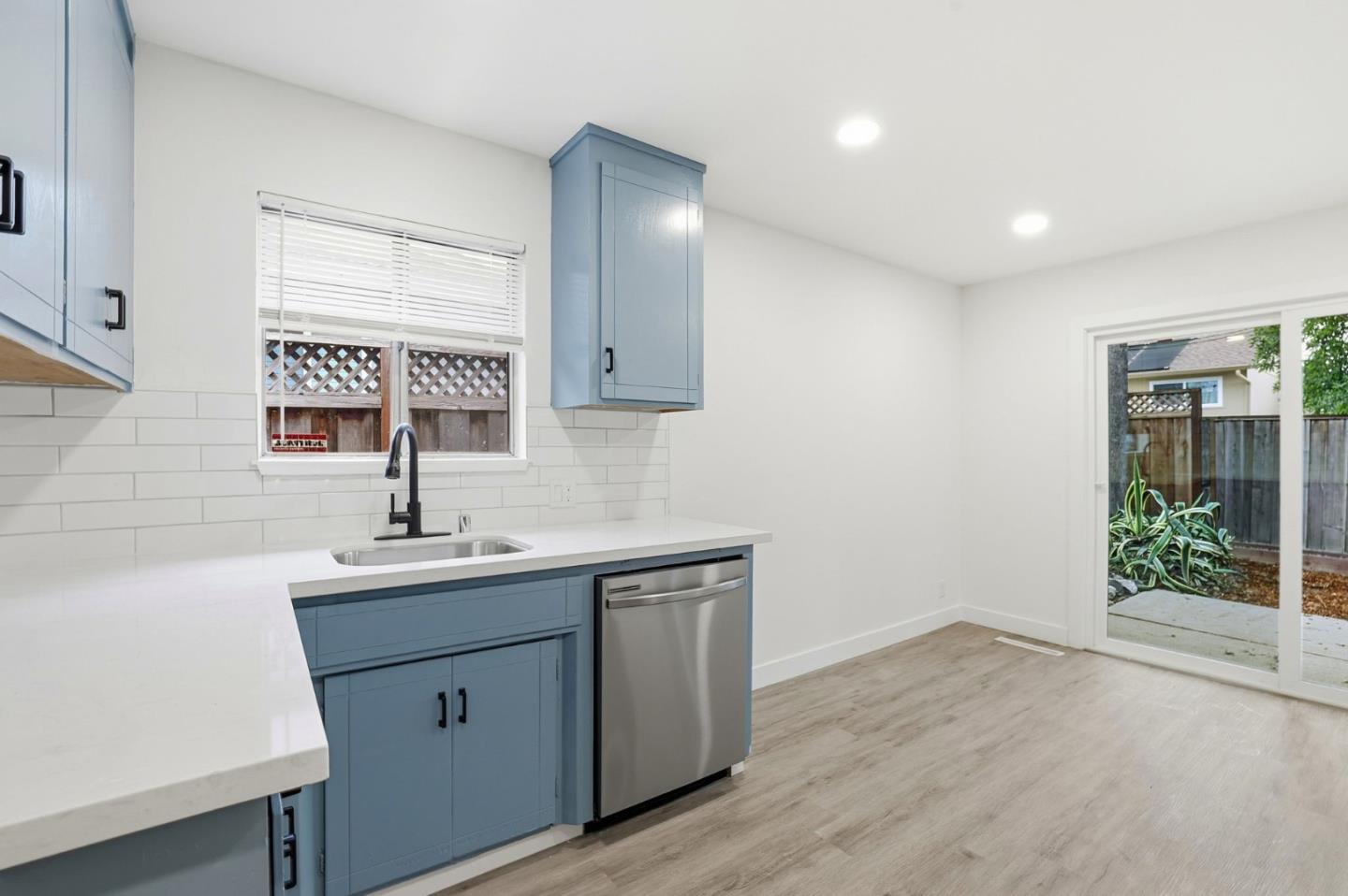 Detail Gallery Image 31 of 52 For 1579 Branham Ln, San Jose,  CA 95118 - – Beds | – Baths