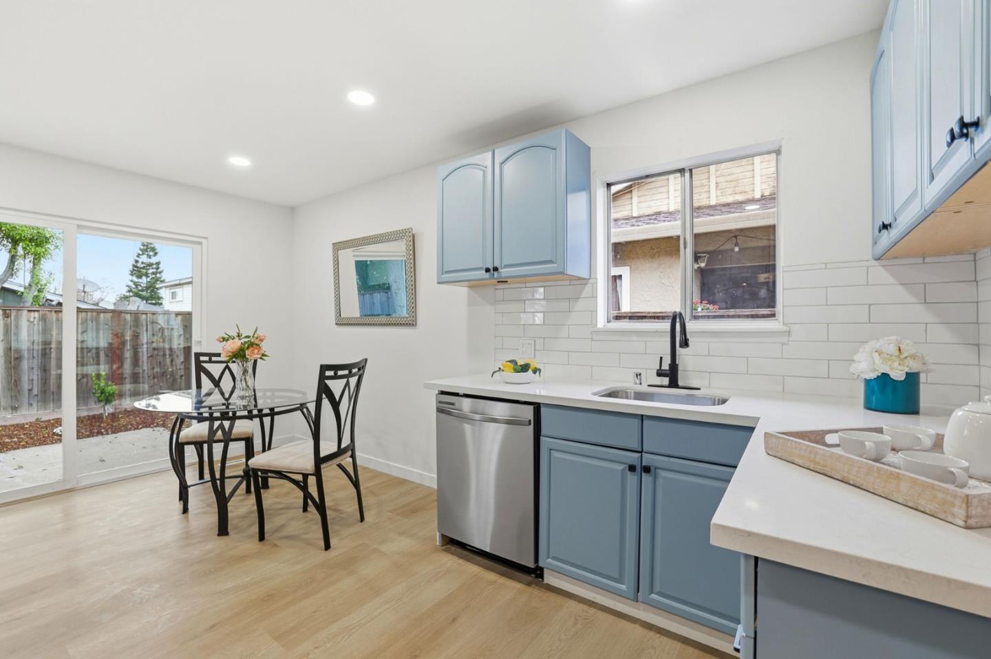 Detail Gallery Image 4 of 52 For 1579 Branham Ln, San Jose,  CA 95118 - – Beds | – Baths