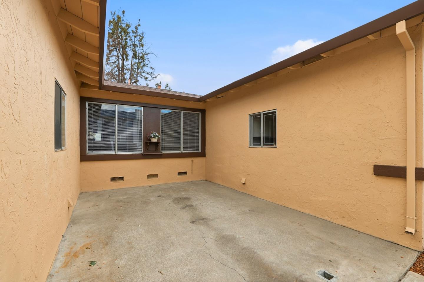 Detail Gallery Image 52 of 52 For 1579 Branham Ln, San Jose,  CA 95118 - – Beds | – Baths