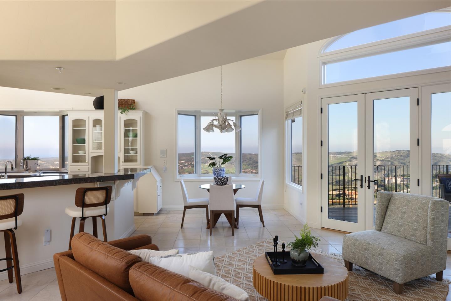 Detail Gallery Image 14 of 42 For 25691 Whip Rd, Monterey,  CA 93940 - 4 Beds | 4/1 Baths