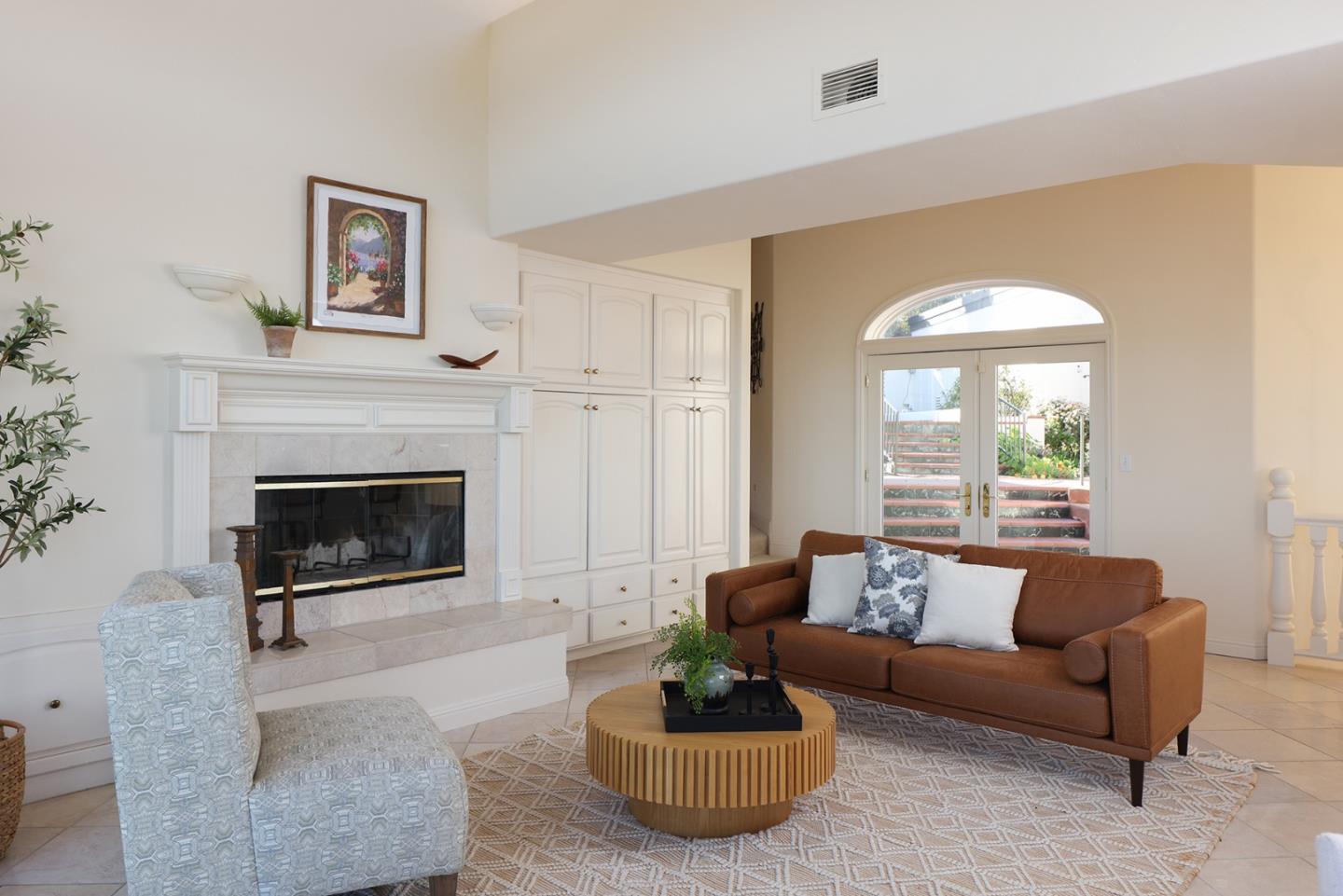 Detail Gallery Image 15 of 42 For 25691 Whip Rd, Monterey,  CA 93940 - 4 Beds | 4/1 Baths