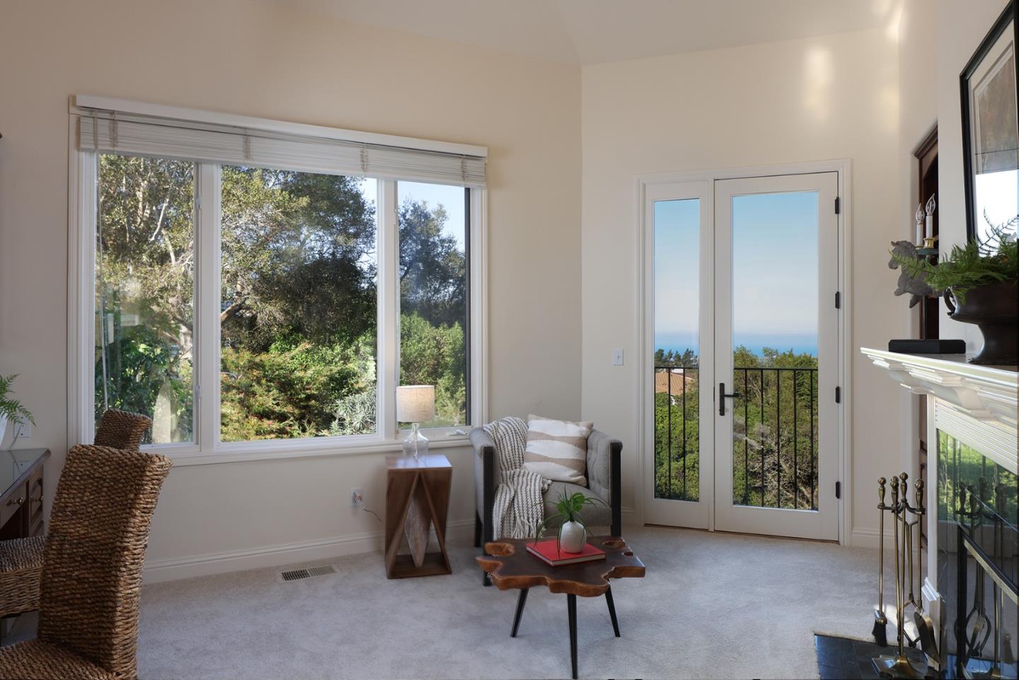 Detail Gallery Image 17 of 42 For 25691 Whip Rd, Monterey,  CA 93940 - 4 Beds | 4/1 Baths