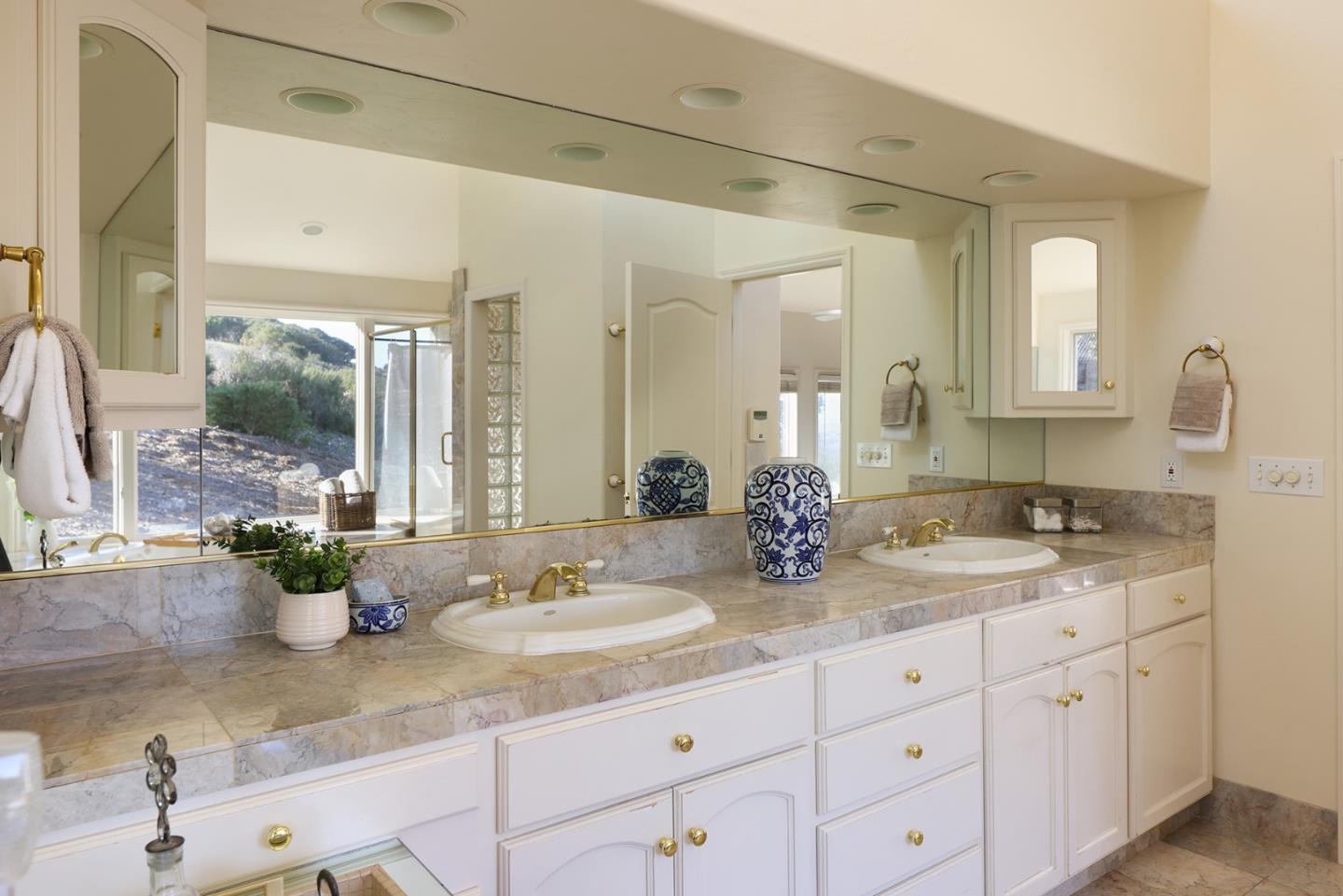 Detail Gallery Image 22 of 42 For 25691 Whip Rd, Monterey,  CA 93940 - 4 Beds | 4/1 Baths