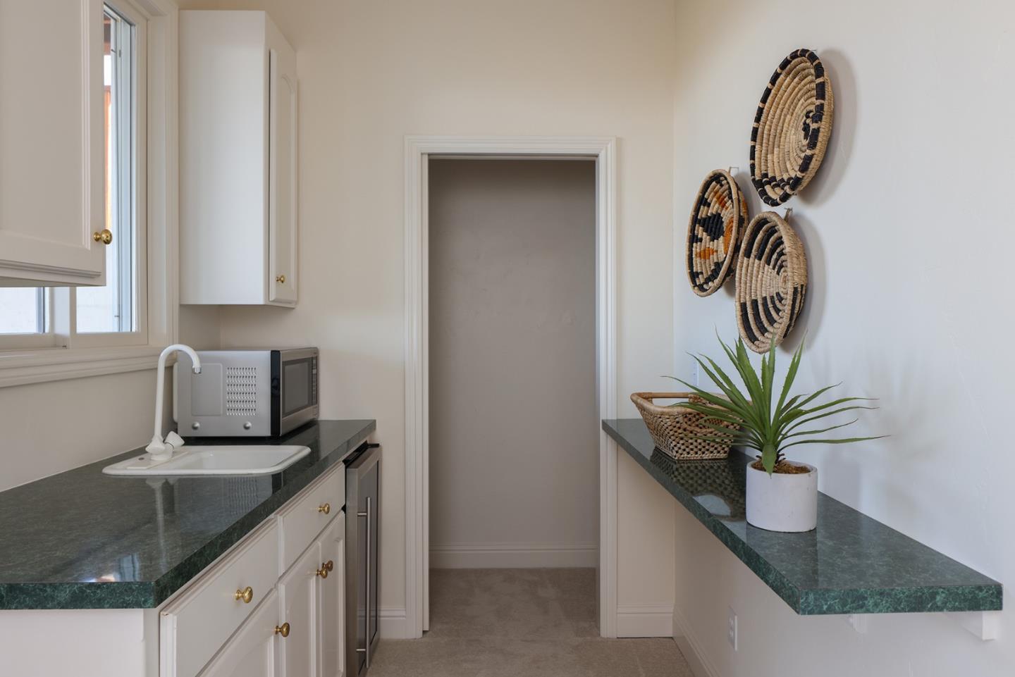 Detail Gallery Image 29 of 42 For 25691 Whip Rd, Monterey,  CA 93940 - 4 Beds | 4/1 Baths