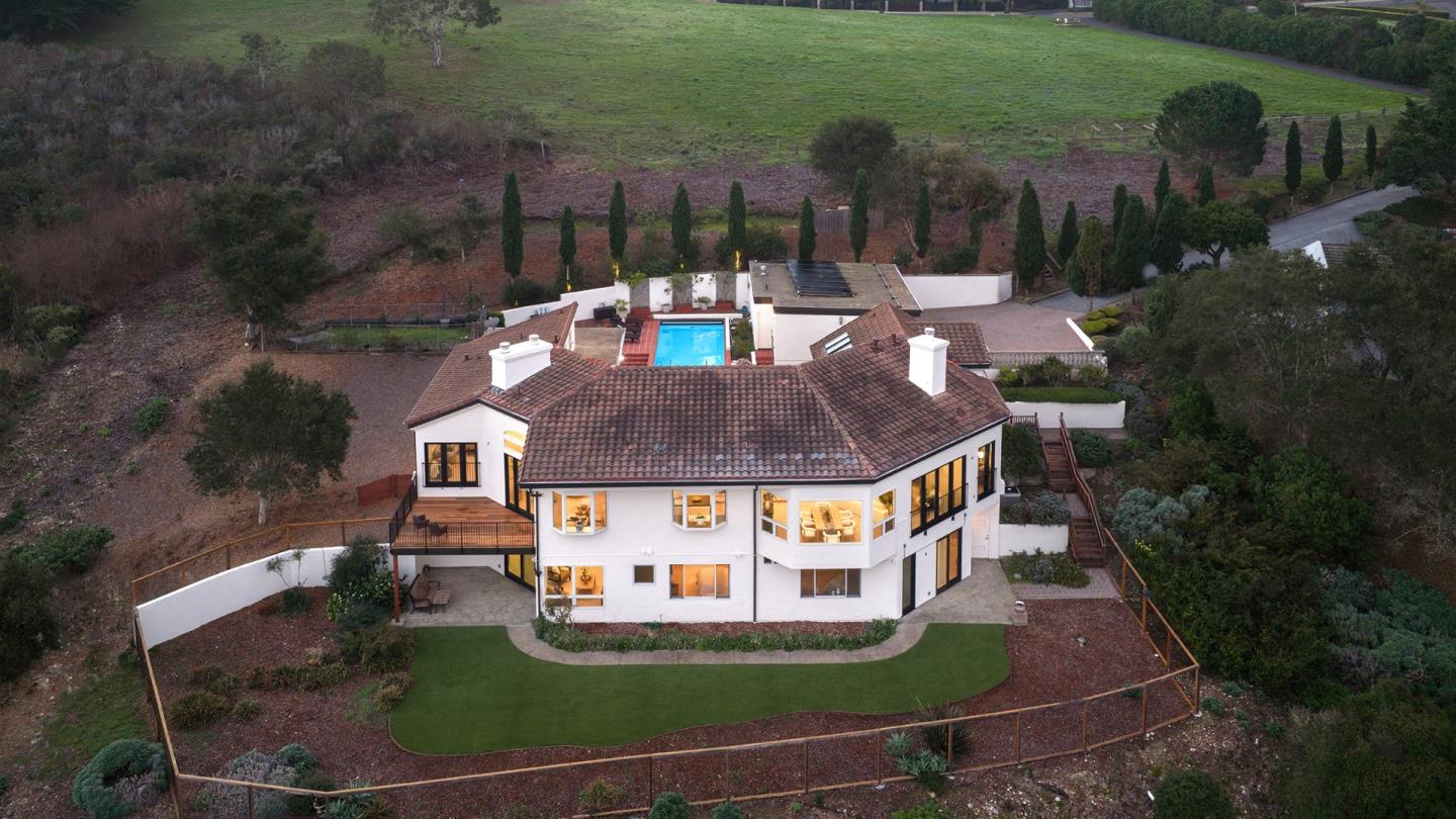 Detail Gallery Image 4 of 42 For 25691 Whip Rd, Monterey,  CA 93940 - 4 Beds | 4/1 Baths