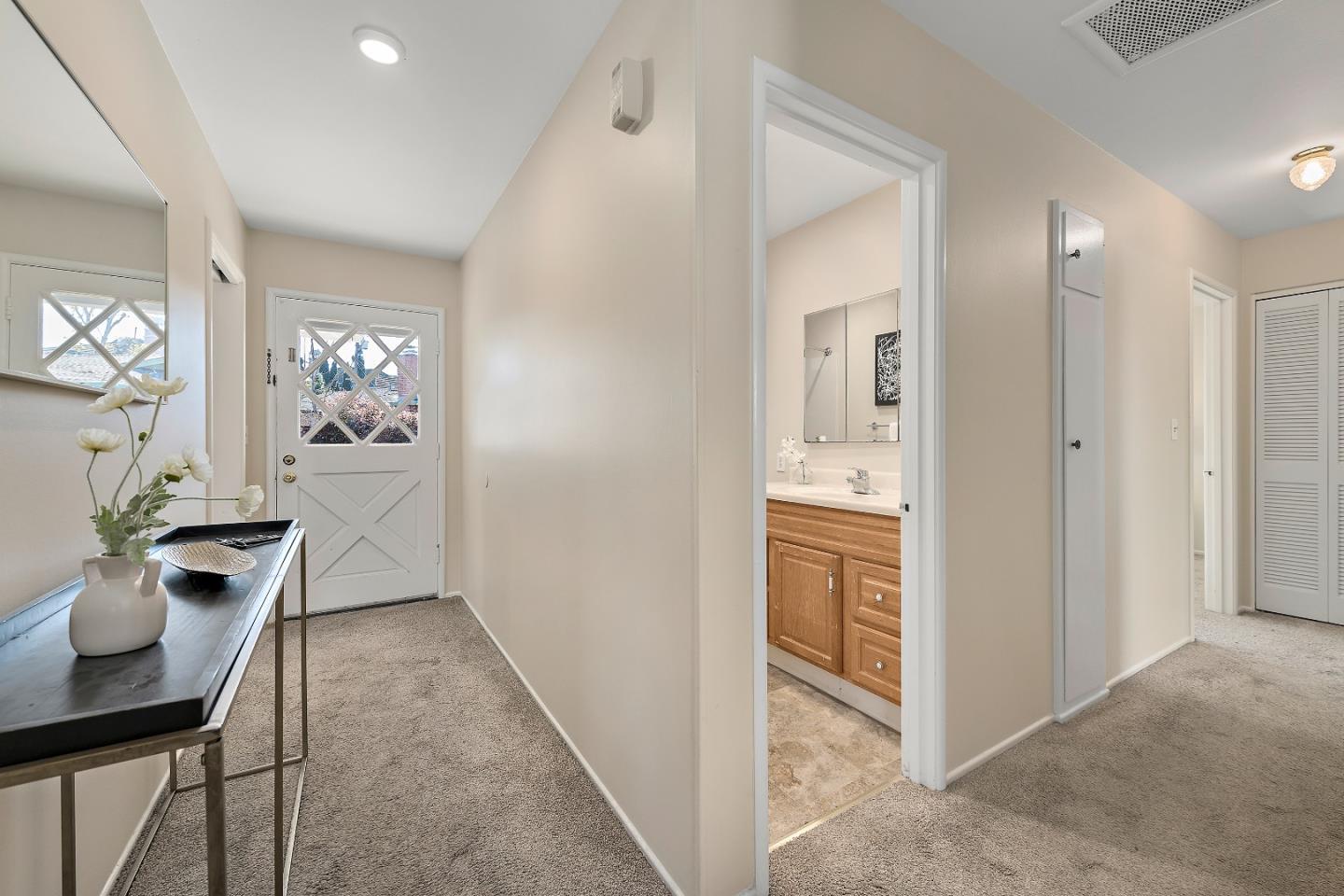 Detail Gallery Image 4 of 27 For 2257 Portsmouth Way, San Mateo,  CA 94403 - 3 Beds | 2 Baths