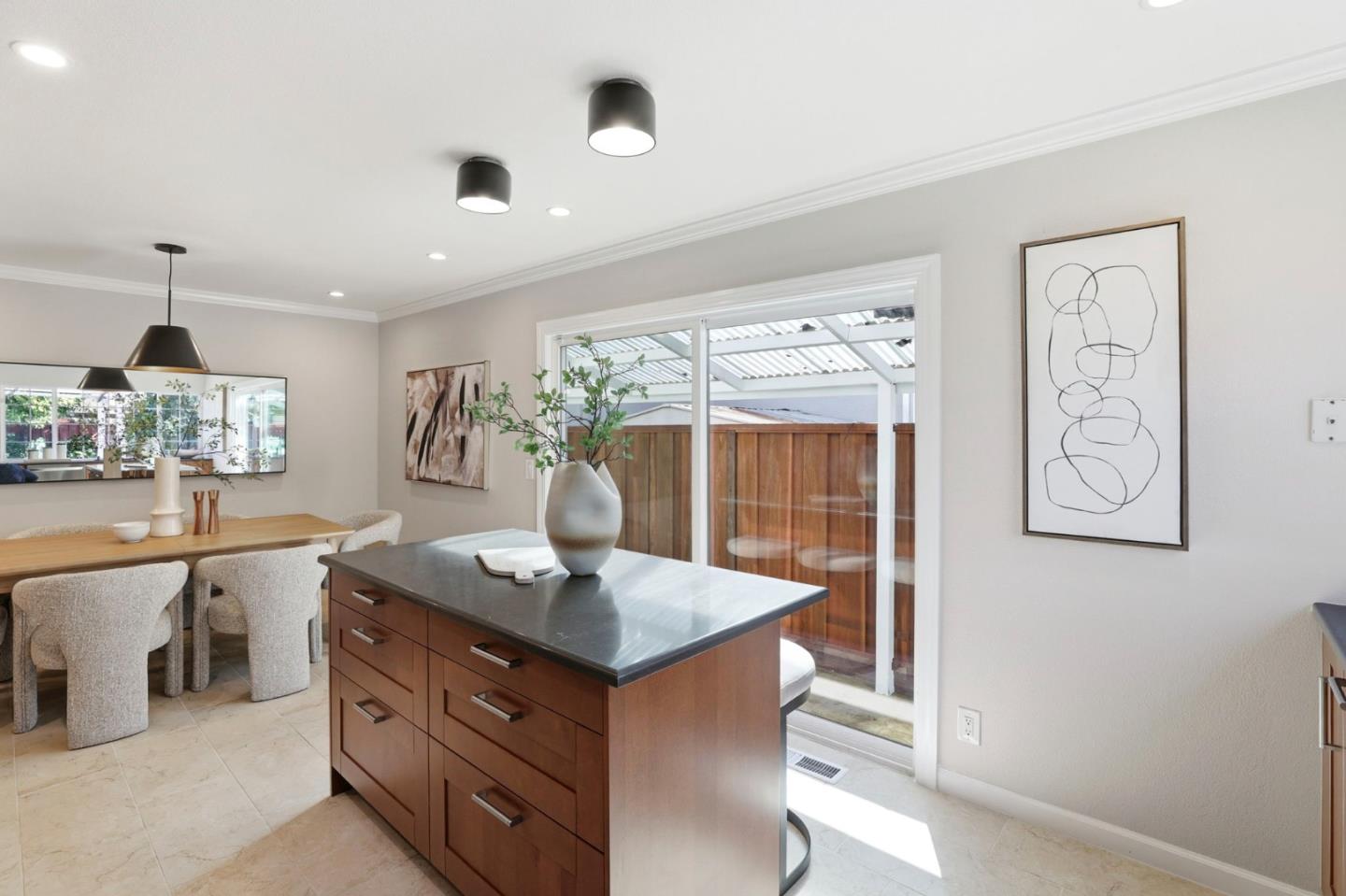 Detail Gallery Image 15 of 29 For 323 Burning Tree Dr, San Jose,  CA 95119 - 4 Beds | 3 Baths