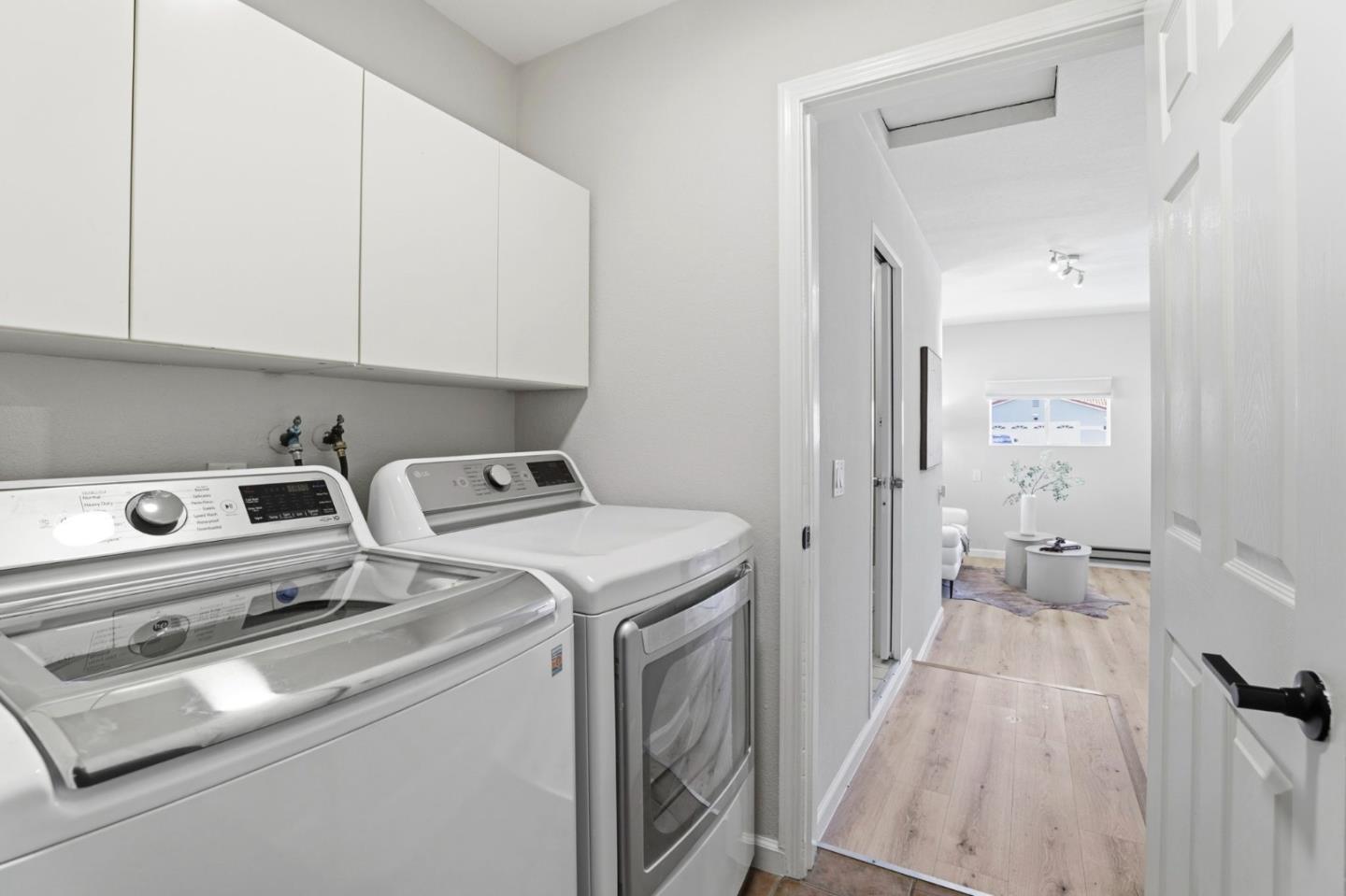 Detail Gallery Image 23 of 29 For 323 Burning Tree Dr, San Jose,  CA 95119 - 4 Beds | 3 Baths