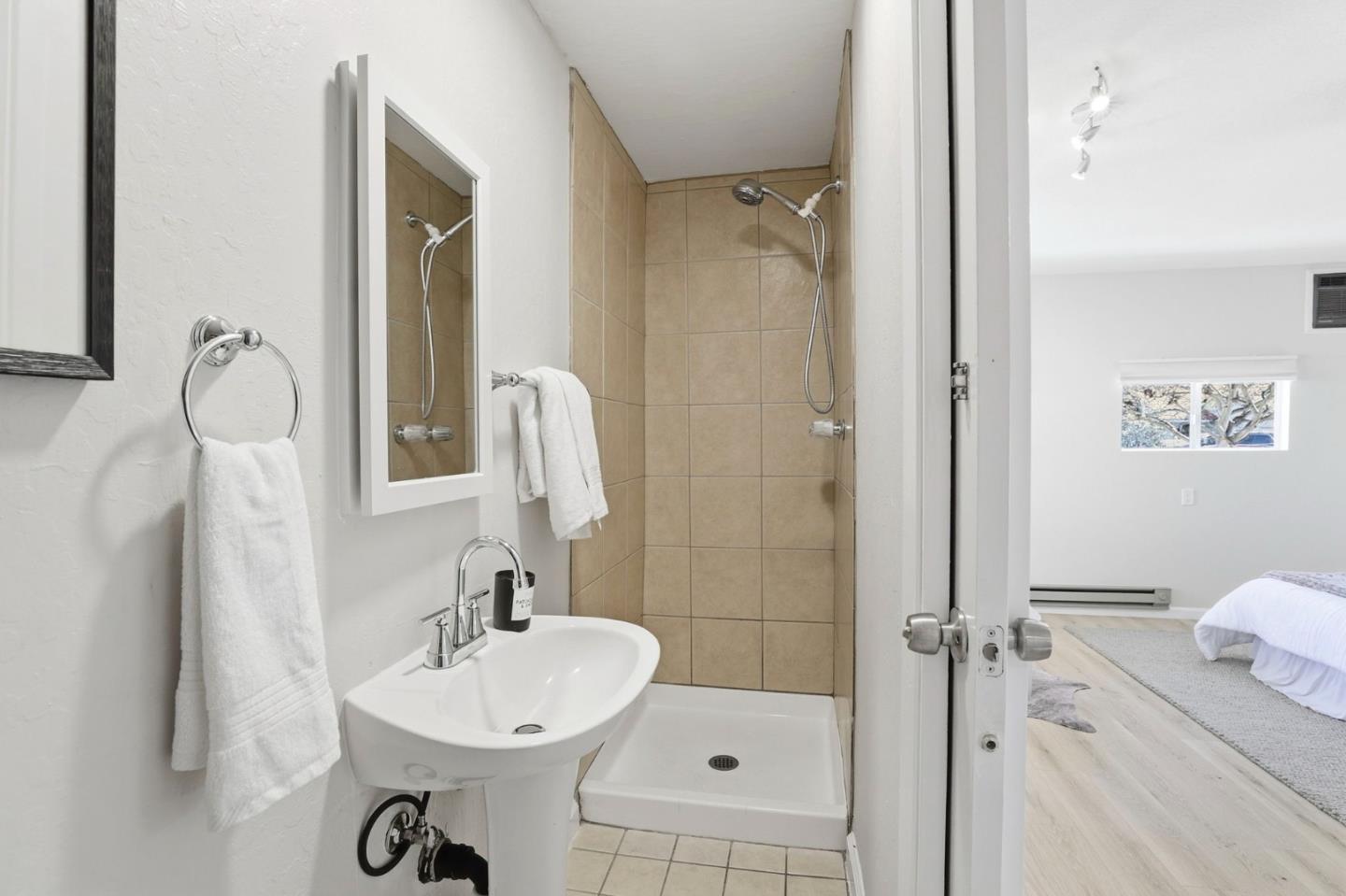 Detail Gallery Image 26 of 29 For 323 Burning Tree Dr, San Jose,  CA 95119 - 4 Beds | 3 Baths