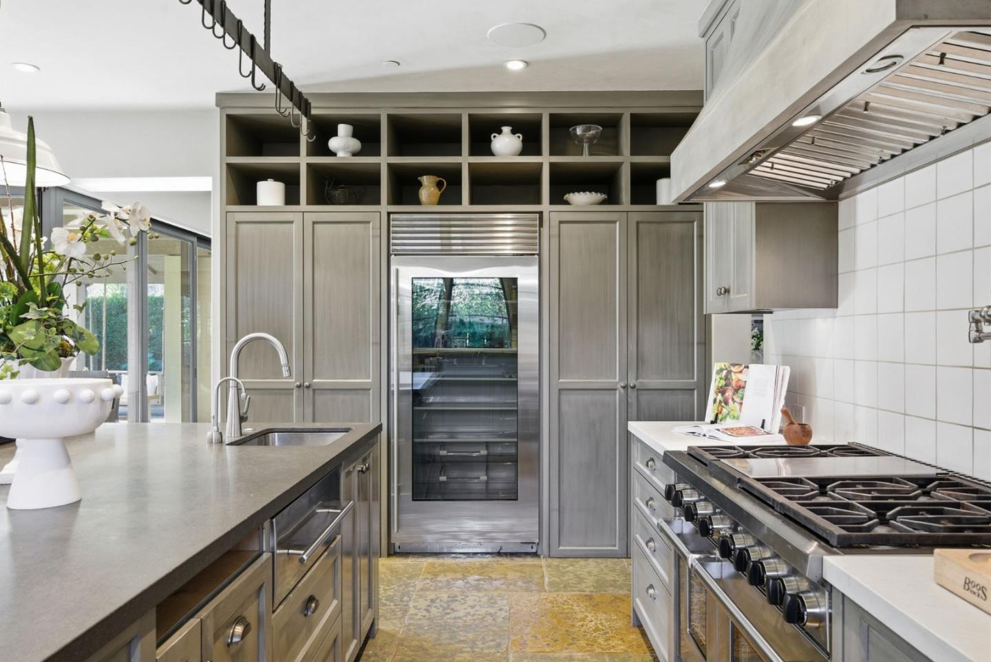 Detail Gallery Image 22 of 125 For 1711 Webster St, Palo Alto,  CA 94301 - 6 Beds | 7 Baths