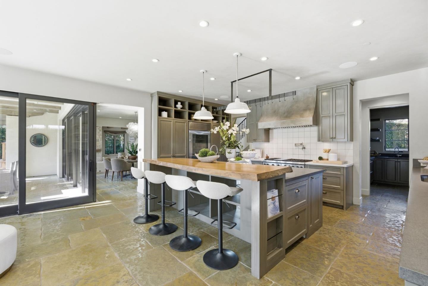 Detail Gallery Image 23 of 125 For 1711 Webster St, Palo Alto,  CA 94301 - 6 Beds | 7 Baths