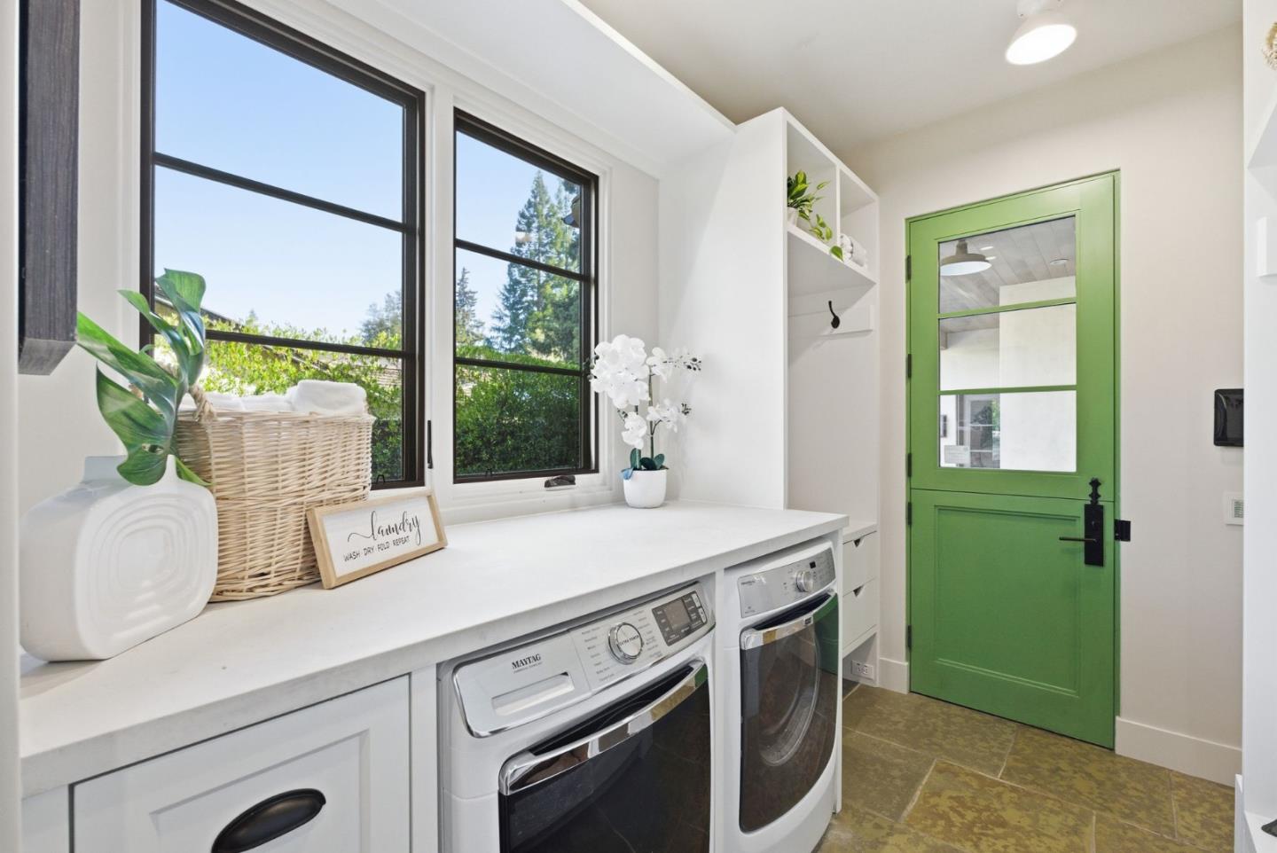 Detail Gallery Image 38 of 125 For 1711 Webster St, Palo Alto,  CA 94301 - 6 Beds | 7 Baths