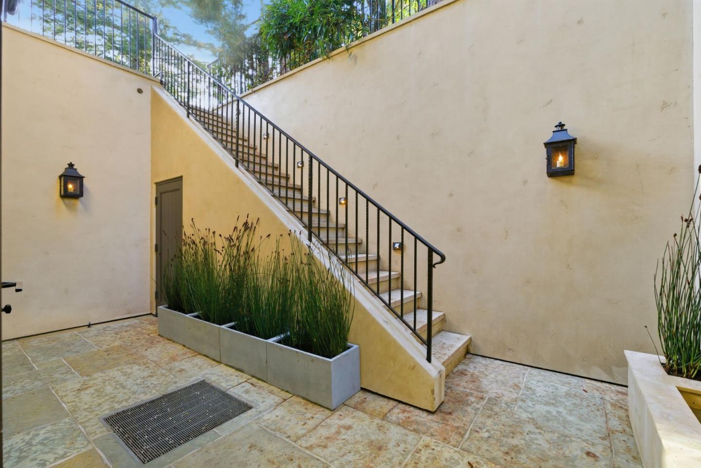 Detail Gallery Image 49 of 125 For 1711 Webster St, Palo Alto,  CA 94301 - 6 Beds | 7 Baths