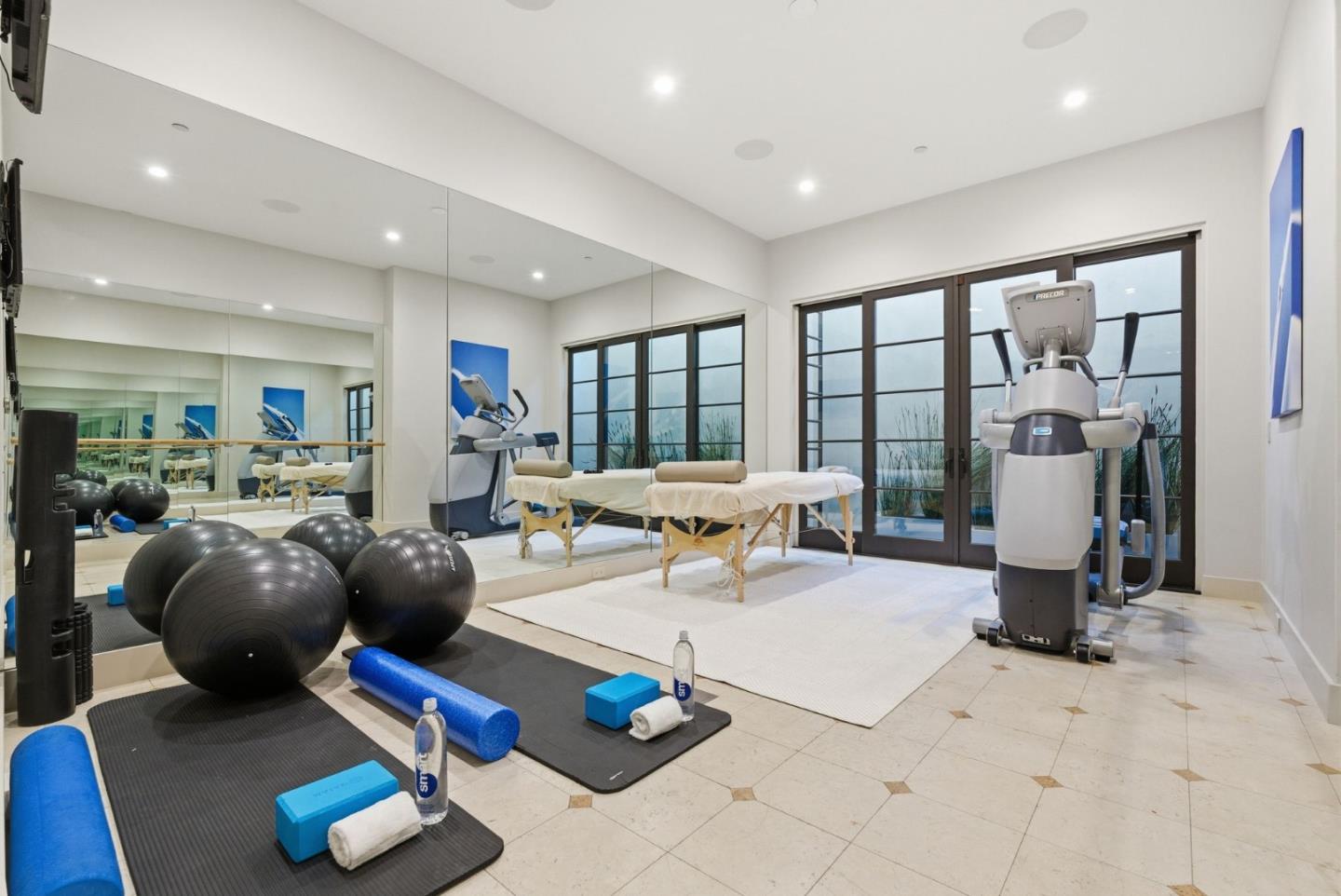 Detail Gallery Image 52 of 125 For 1711 Webster St, Palo Alto,  CA 94301 - 6 Beds | 7 Baths