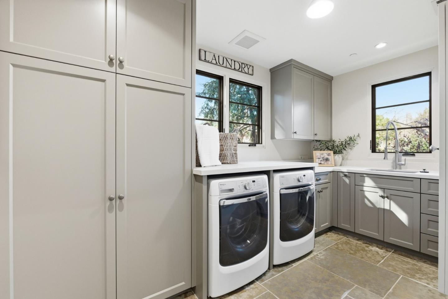 Detail Gallery Image 77 of 125 For 1711 Webster St, Palo Alto,  CA 94301 - 6 Beds | 7 Baths