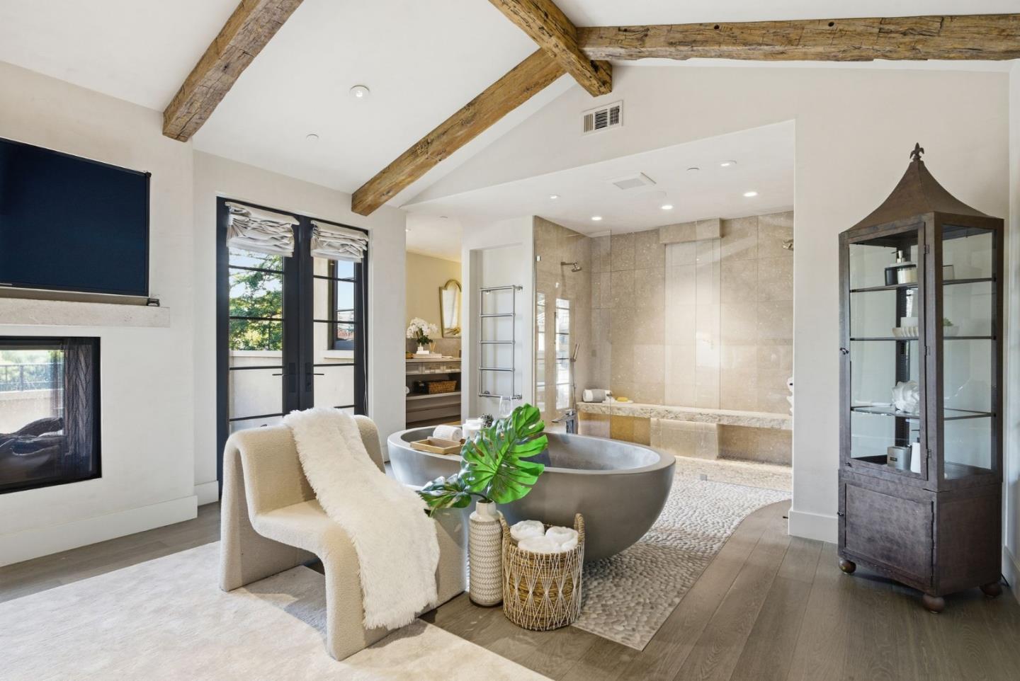 Detail Gallery Image 79 of 125 For 1711 Webster St, Palo Alto,  CA 94301 - 6 Beds | 7 Baths