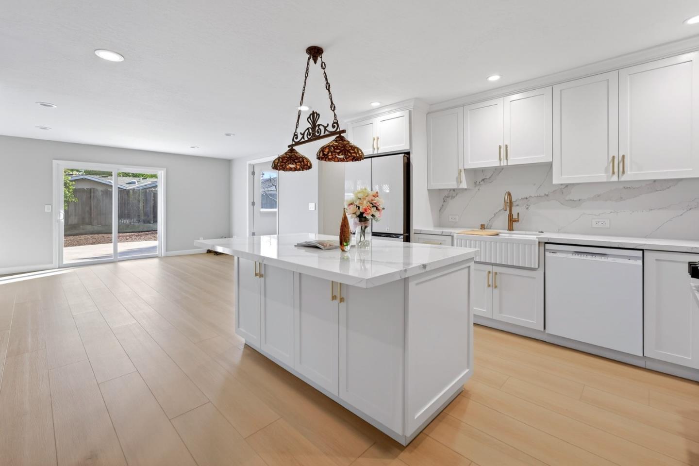 Detail Gallery Image 14 of 41 For 7552 Tiptoe Ln, Cupertino,  CA 95014 - 4 Beds | 3 Baths