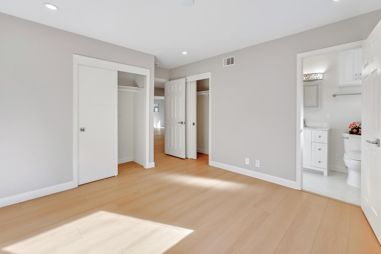 Detail Gallery Image 23 of 41 For 7552 Tiptoe Ln, Cupertino,  CA 95014 - 4 Beds | 3 Baths