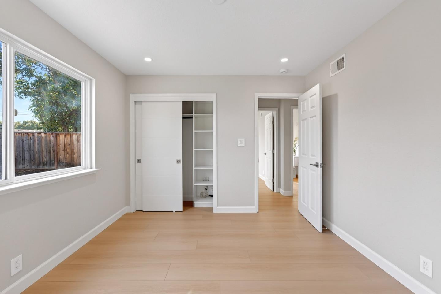 Detail Gallery Image 25 of 41 For 7552 Tiptoe Ln, Cupertino,  CA 95014 - 4 Beds | 3 Baths