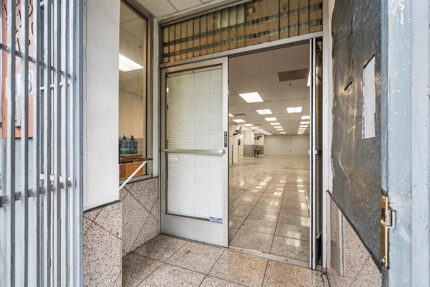 Detail Gallery Image 29 of 52 For 1114 Howard St, San Francisco,  CA 94103 - – Beds | – Baths