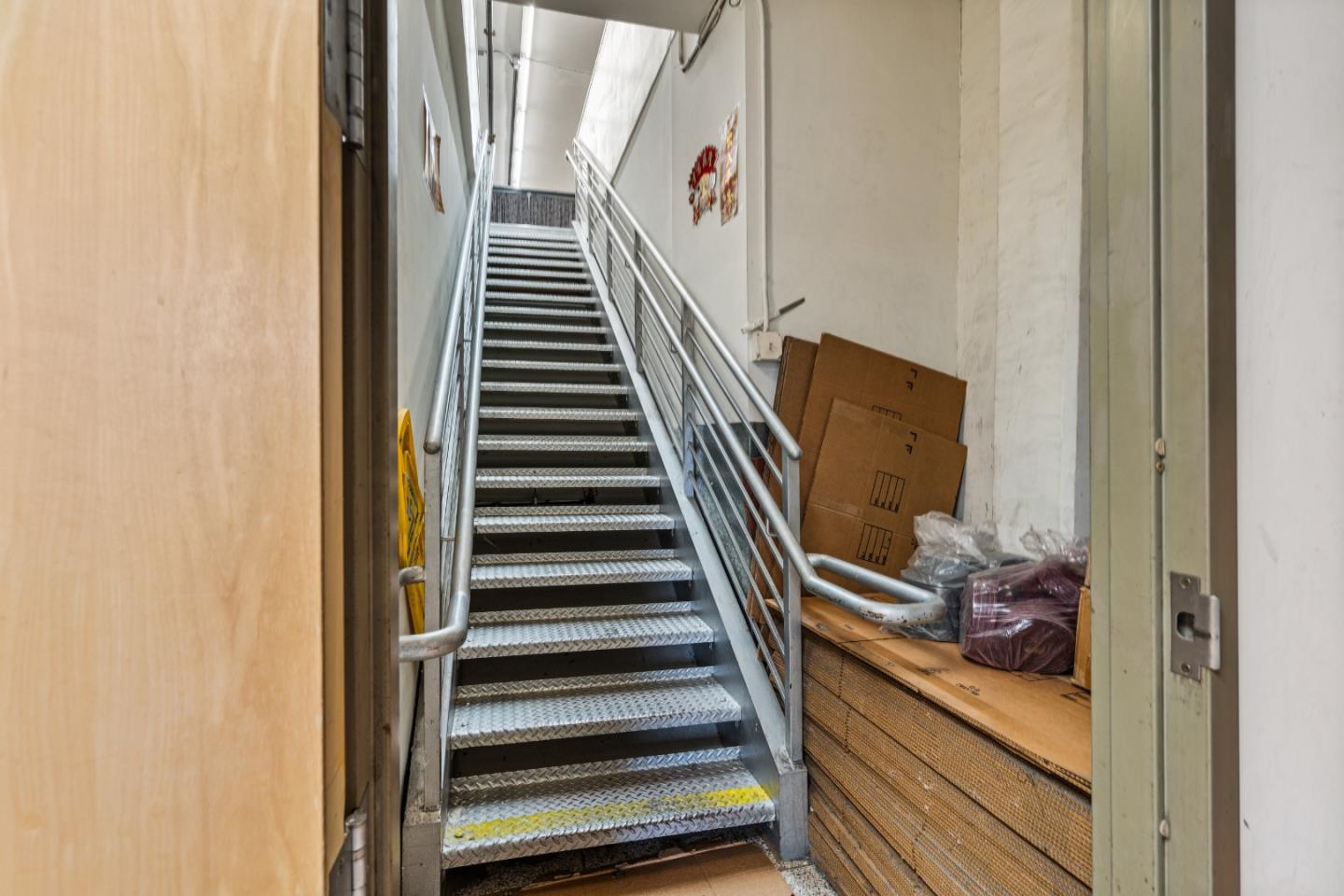 Detail Gallery Image 40 of 52 For 1114 Howard St, San Francisco,  CA 94103 - – Beds | – Baths