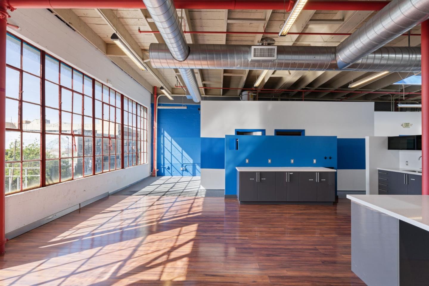 Detail Gallery Image 7 of 52 For 1114 Howard St, San Francisco,  CA 94103 - – Beds | – Baths