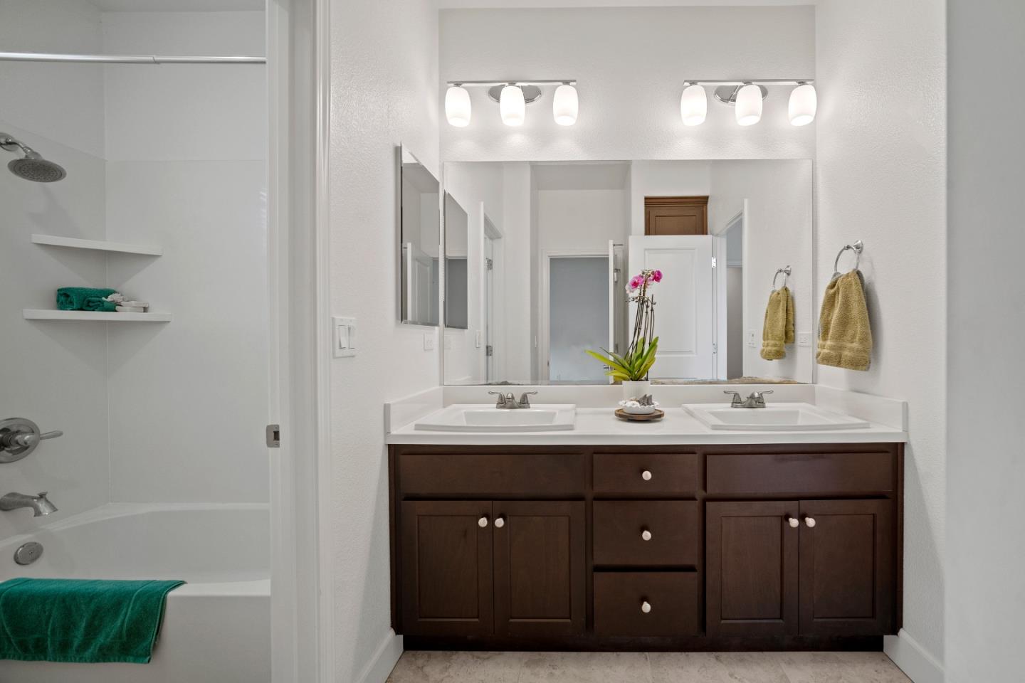 Detail Gallery Image 22 of 26 For 254 Boardwalk Ave, Marina,  CA 93933 - 3 Beds | 2/1 Baths