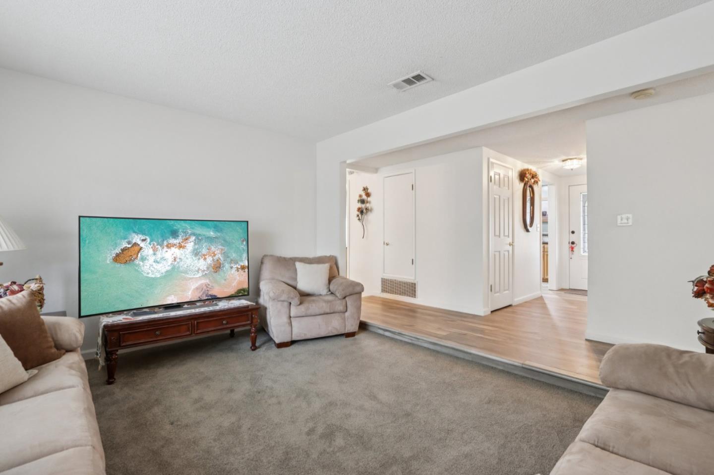 Detail Gallery Image 6 of 45 For 1490 Mount Diablo Ave, Milpitas,  CA 95035 - 3 Beds | 2 Baths