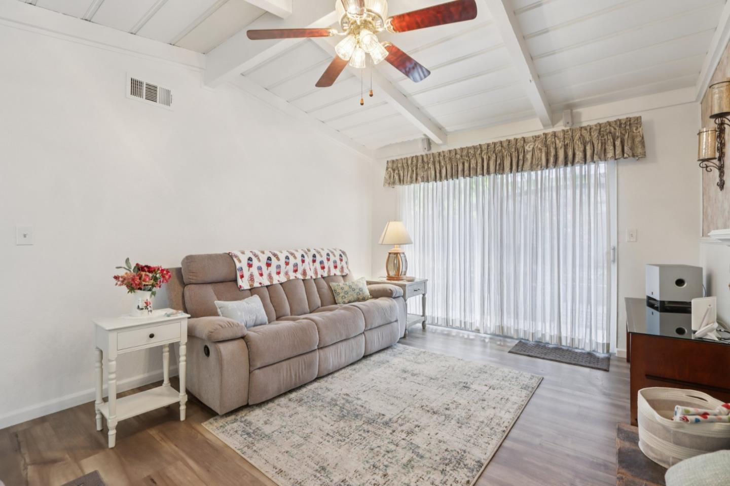 Detail Gallery Image 9 of 45 For 1490 Mount Diablo Ave, Milpitas,  CA 95035 - 3 Beds | 2 Baths