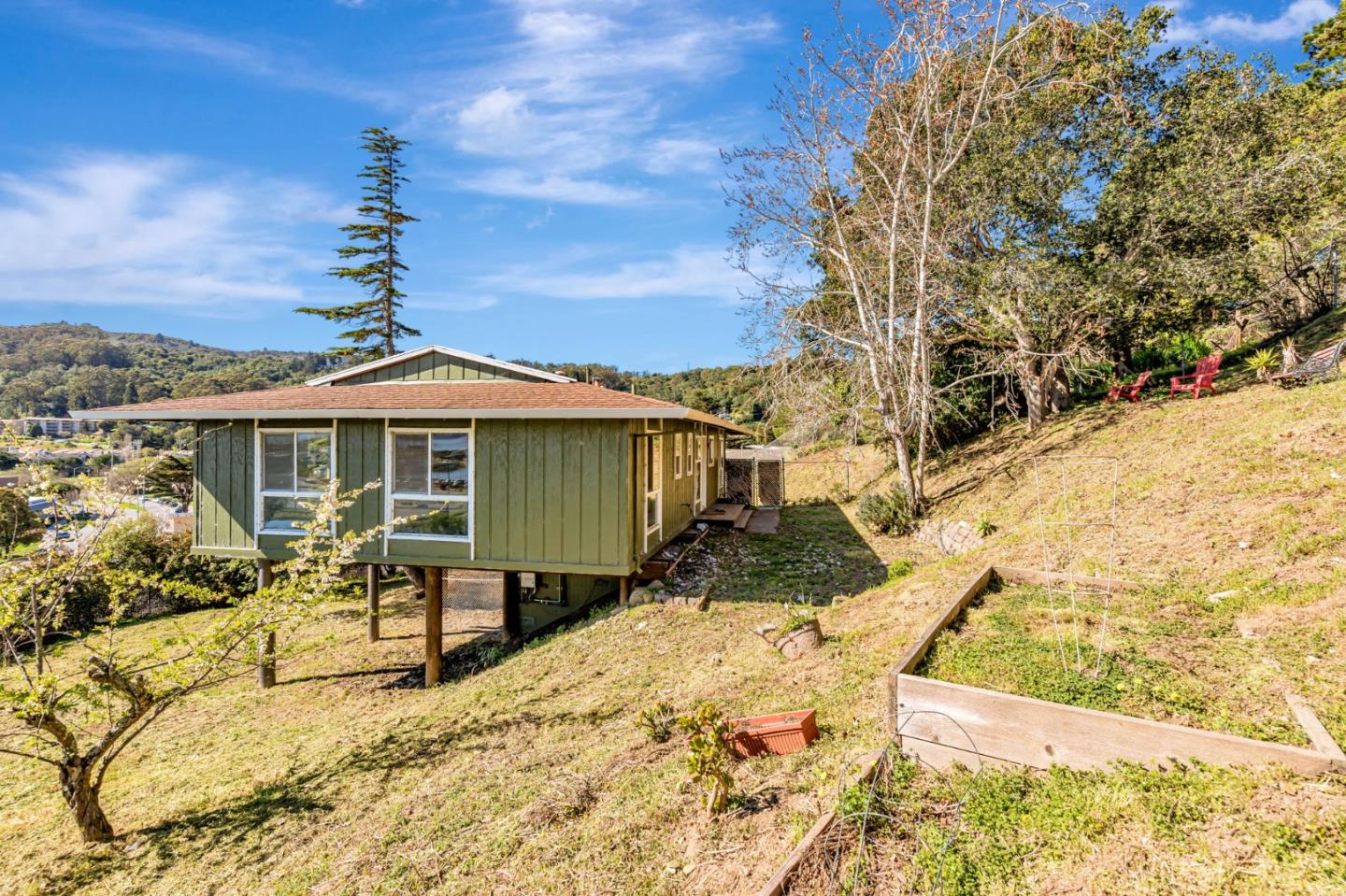 Detail Gallery Image 31 of 38 For 85 Park Cir, Sausalito,  CA 94965 - 3 Beds | 2 Baths