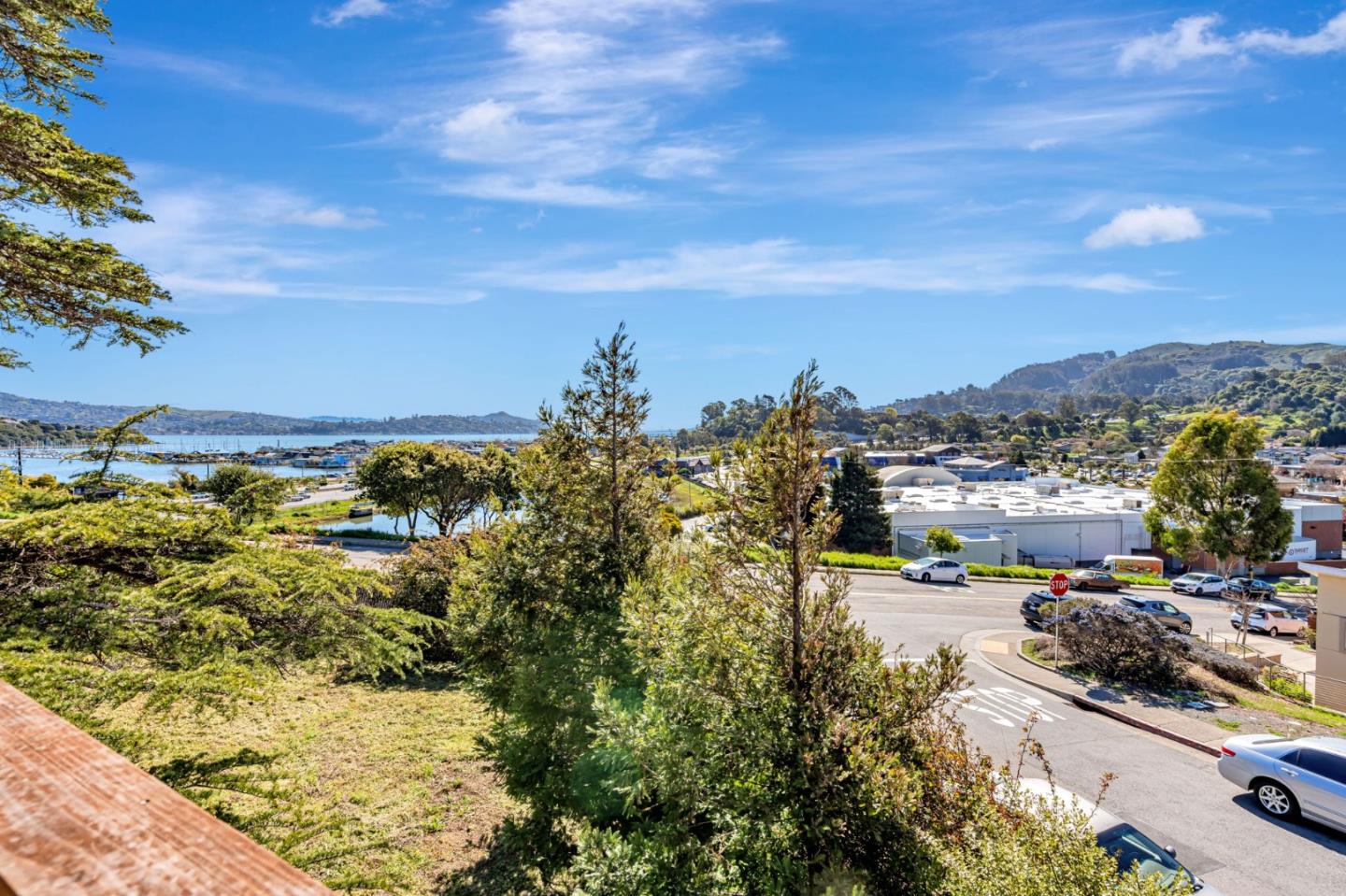 Detail Gallery Image 38 of 38 For 85 Park Cir, Sausalito,  CA 94965 - 3 Beds | 2 Baths