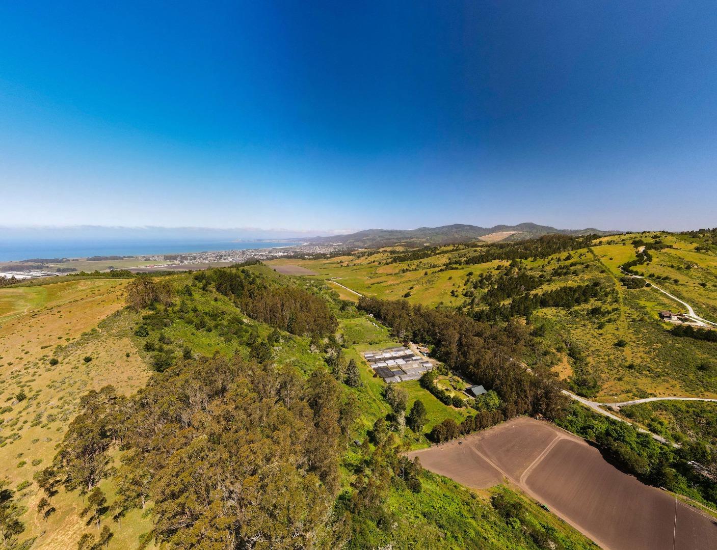 Detail Gallery Image 2 of 51 For 1770 Higgins Canyon Rd, Half Moon Bay,  CA 94019 - – Beds | – Baths