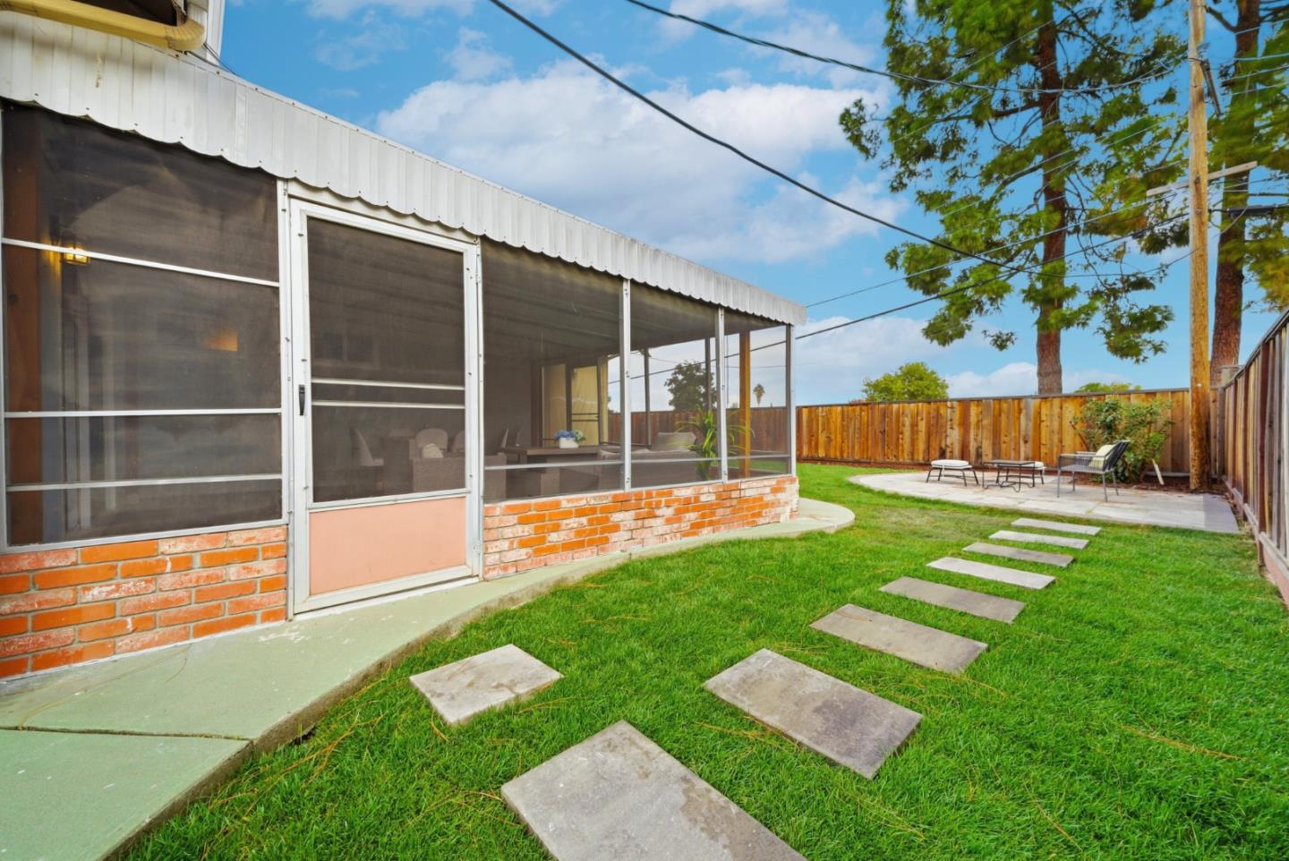 Detail Gallery Image 28 of 39 For 5756 Pontiac, San Jose,  CA 95123 - 3 Beds | 2 Baths