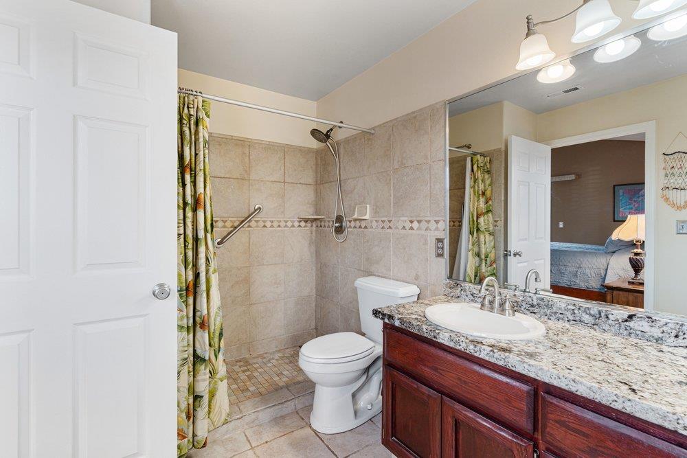Detail Gallery Image 17 of 56 For 161 Amber Ct, Hollister,  CA 95023 - 3 Beds | 2 Baths