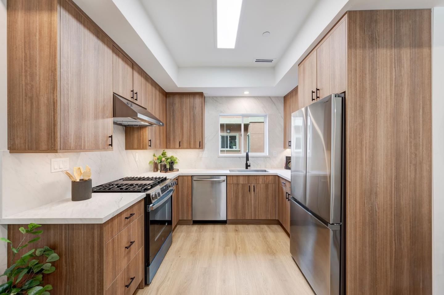 Photo #12: ML82032887 Listing: Photo #12