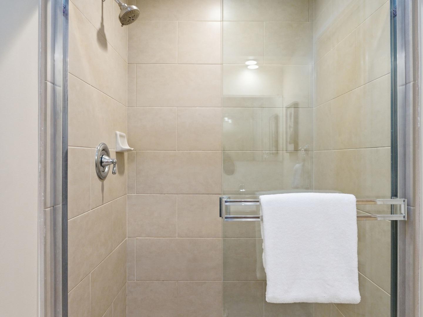 Detail Gallery Image 23 of 36 For 28266 Christopher Ln, Los Altos Hills,  CA 94022 - 4 Beds | 3/1 Baths