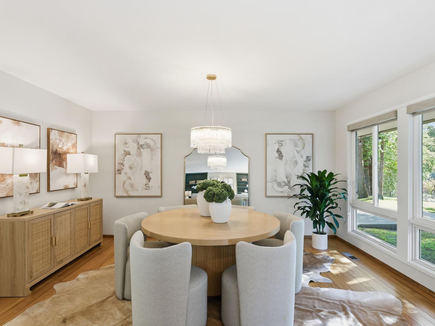 Detail Gallery Image 8 of 36 For 28266 Christopher Ln, Los Altos Hills,  CA 94022 - 4 Beds | 3/1 Baths