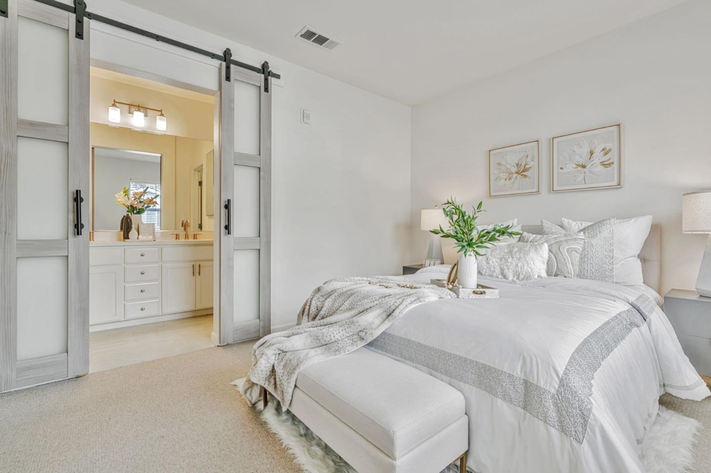 Detail Gallery Image 23 of 38 For 100 Live Oak Way #104,  Belmont,  CA 94002 - 2 Beds | 2/1 Baths