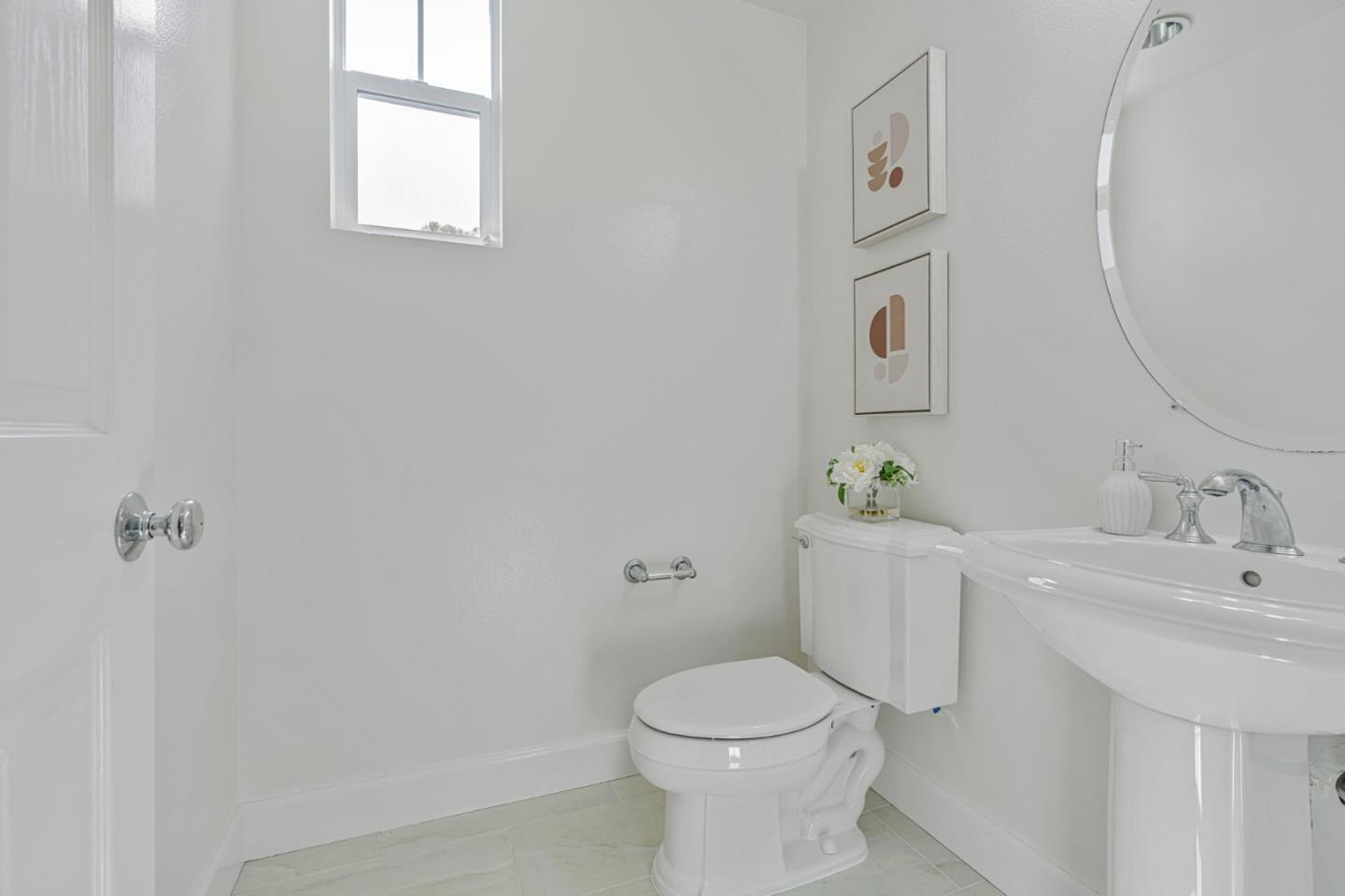Detail Gallery Image 25 of 38 For 100 Live Oak Way #104,  Belmont,  CA 94002 - 2 Beds | 2/1 Baths