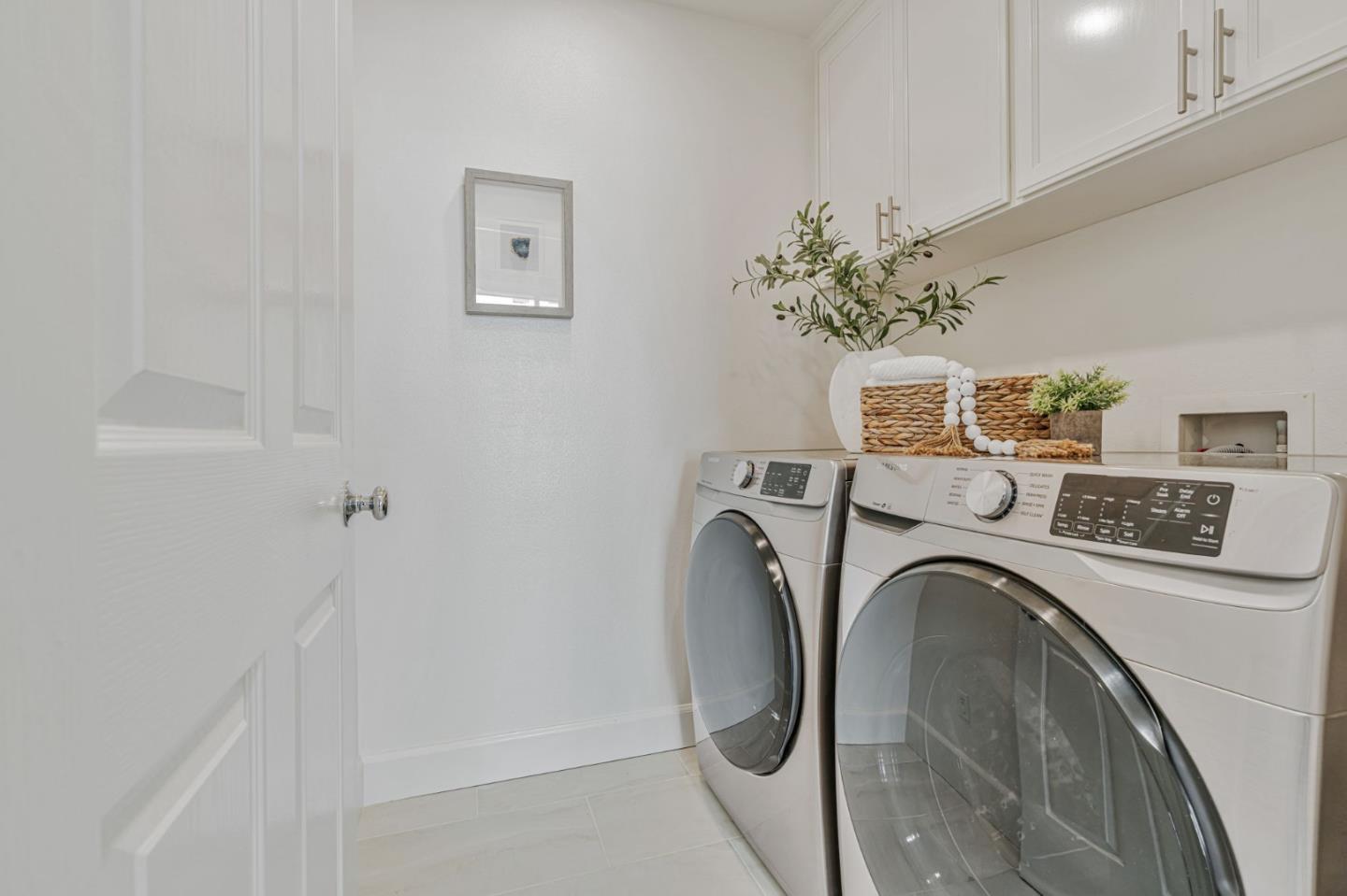 Detail Gallery Image 26 of 38 For 100 Live Oak Way #104,  Belmont,  CA 94002 - 2 Beds | 2/1 Baths