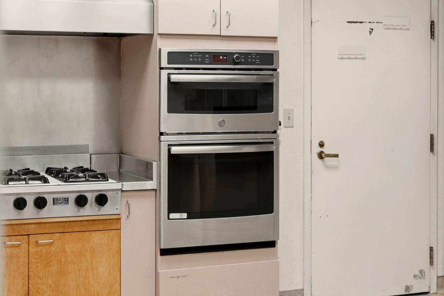 Detail Gallery Image 39 of 104 For 24952 Cypress Ave, Hayward,  CA 94544 - – Beds | – Baths