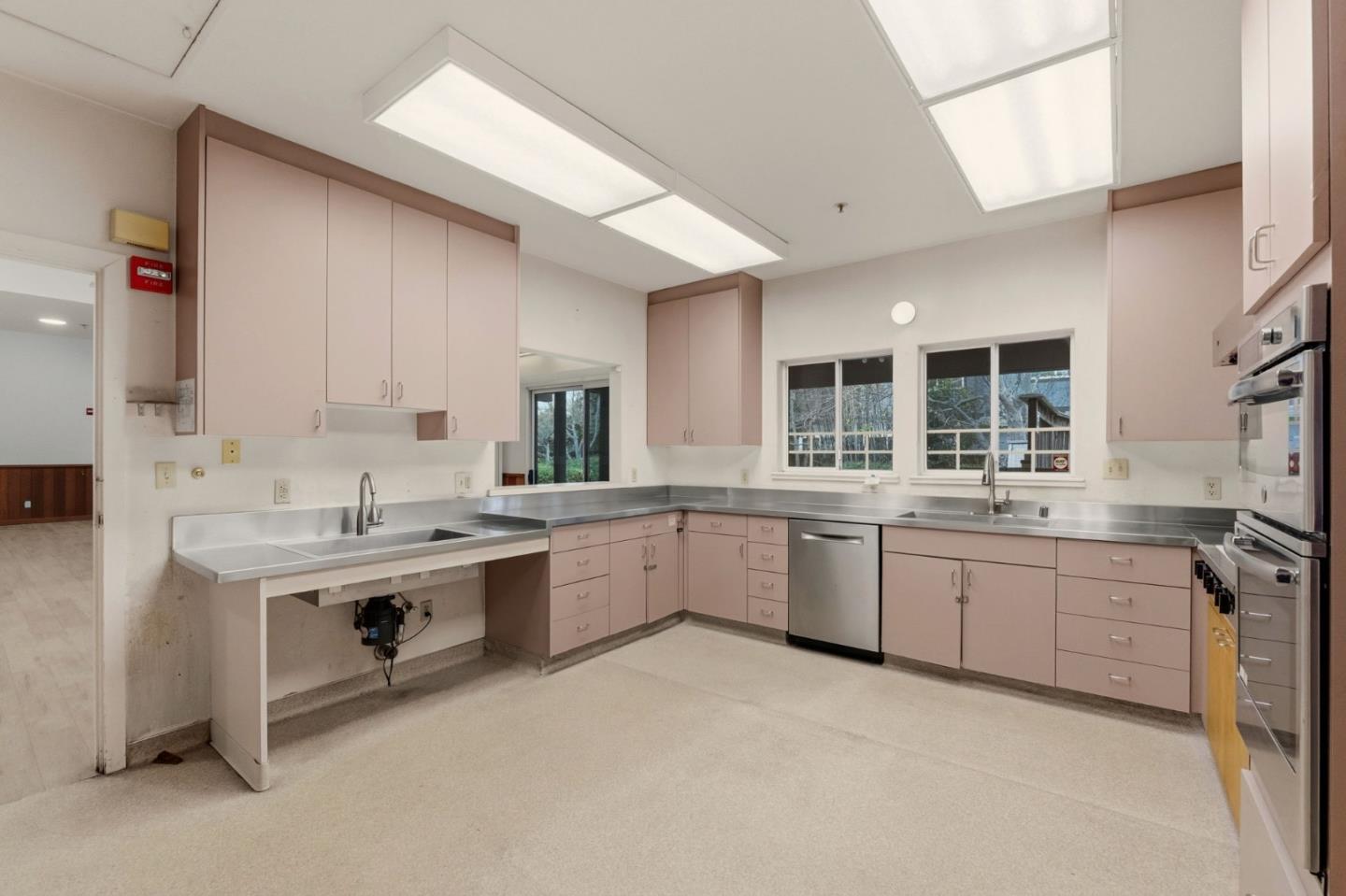 Detail Gallery Image 41 of 104 For 24952 Cypress Ave, Hayward,  CA 94544 - – Beds | – Baths